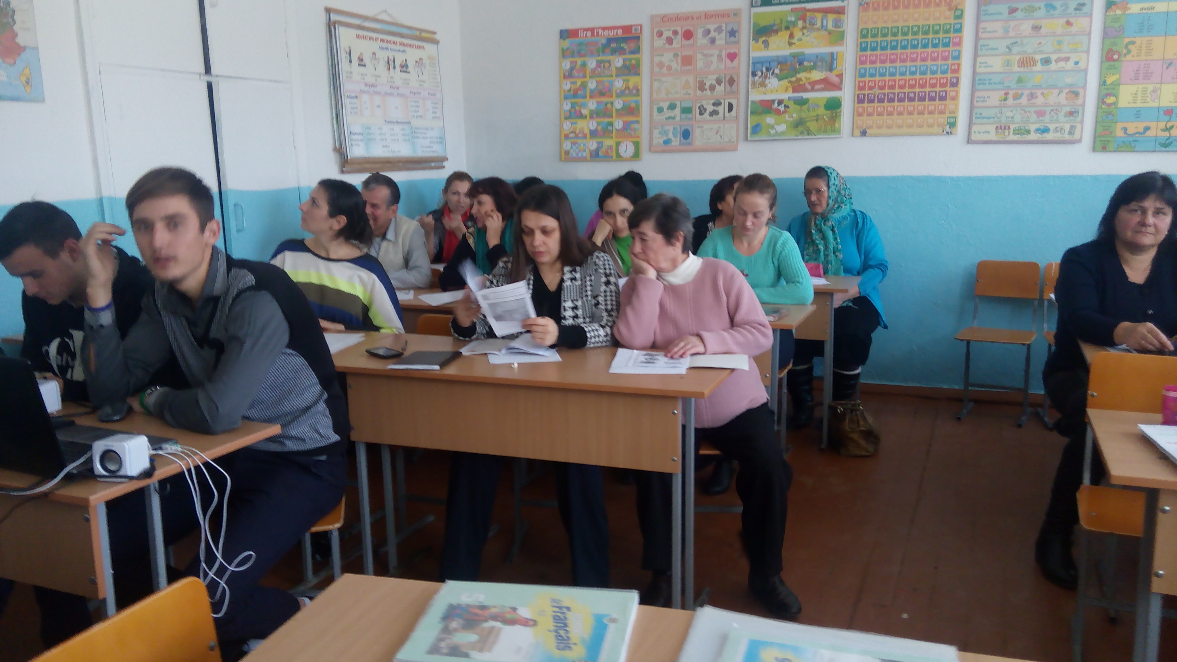 COMUNICAT DE PRESĂ: seminarul cu profesorii de limba franceză_18-11-2015